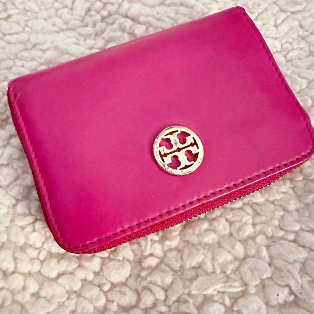 Tory Burch Zip Pink Wallet Keychain with Gold Accent - Picture 15 of 16